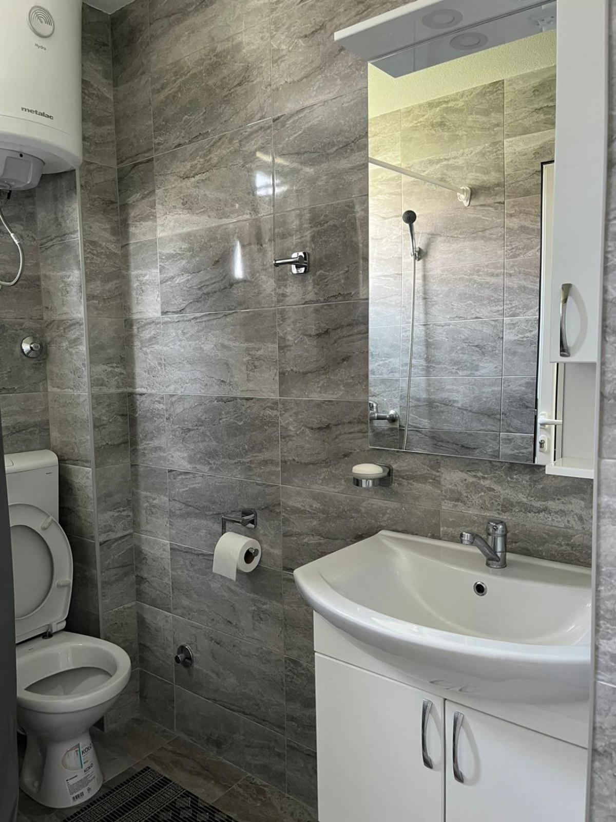 Apartmani Miljevci Sutomore Zewnętrze zdjęcie